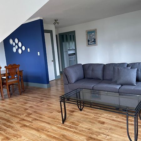 Still Point Lodge Deep Brook Экстерьер фото