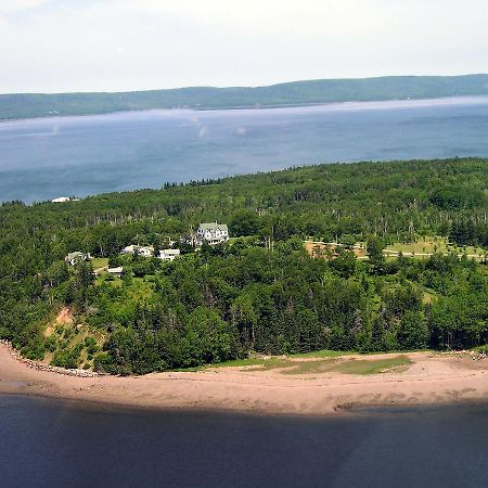 Still Point Lodge Deep Brook Экстерьер фото