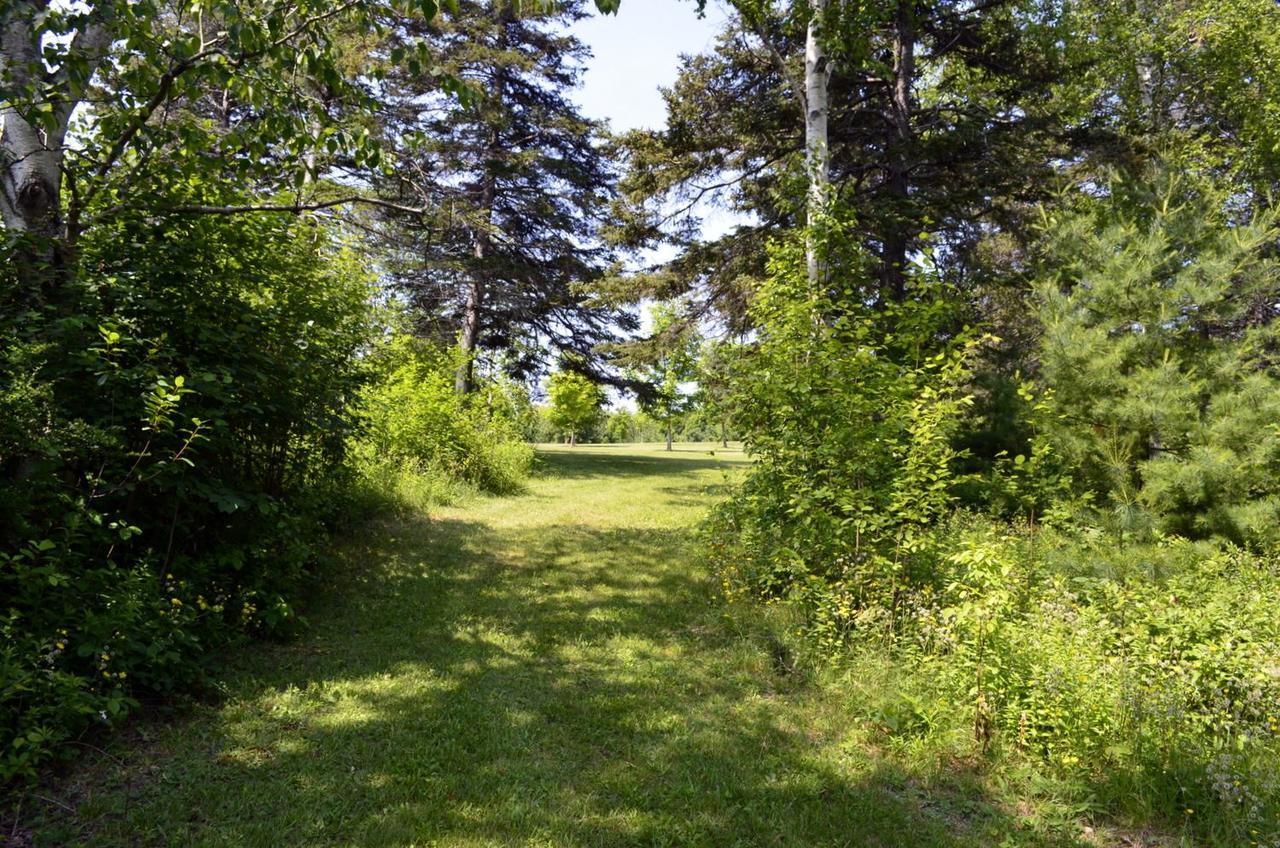 Still Point Lodge Deep Brook Экстерьер фото